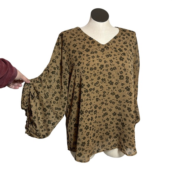 Women's Brown Floral Print V-Neck Bishop Sleeve Blouse Top Plus Size 2XL - Picture 1 of 8